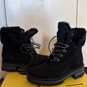 Timberland NWOTWomen's Black Fur-Lined Boots